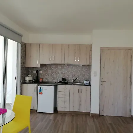 Chicos Apartment Ayia Napa